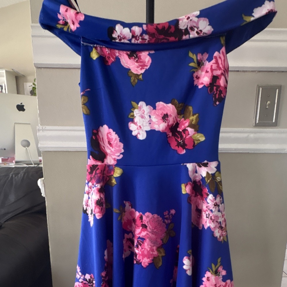 B. Darlin Girls Blue Floral Off Shoulder A-Line Party Dress Size 8